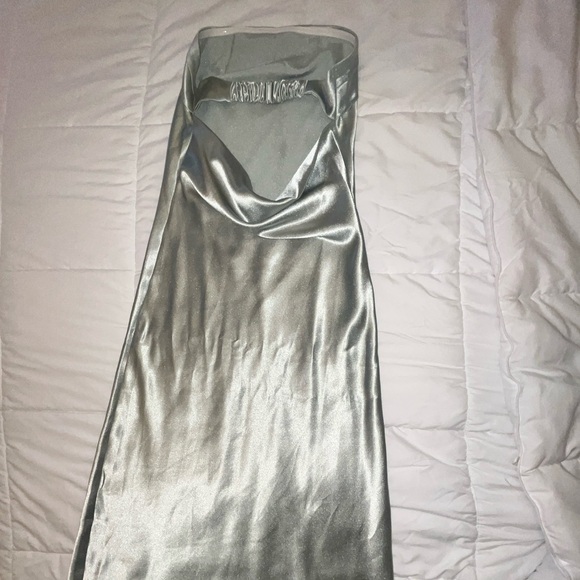 Elegant Silver Strapless Dress - Picture 6 of 7